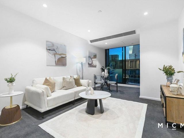 Designer North Facing Haven with Work from Home Ease