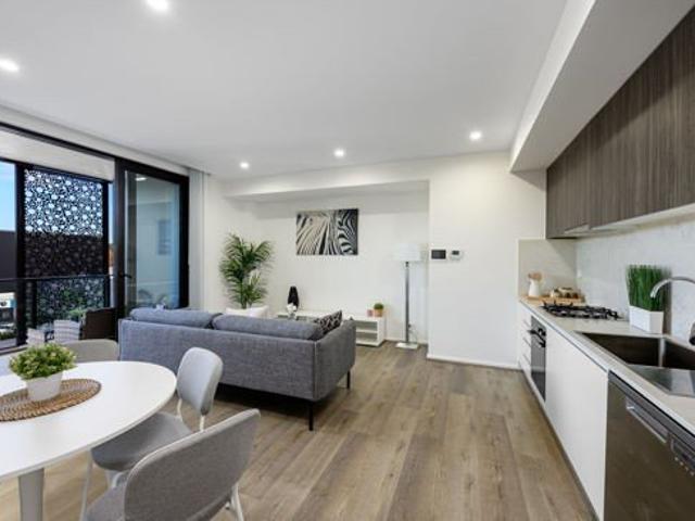 Designer One Bedroom with secure parking and storage