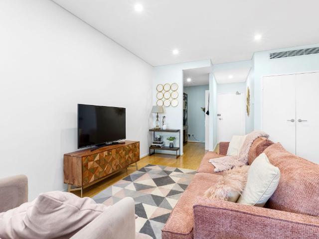 Designer One Bedroom Residence with Study & Secure Parking