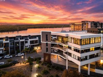 Designer Renovated Penthouse Style Residence with Panoramic Water & Hinterland Views