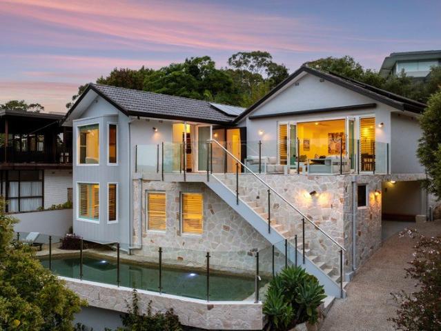Designer renovation highlighting harbour views and enhancing north eastern sun