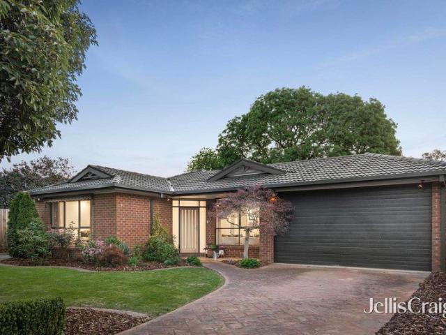 Designer single level allure with planning permits to subdivide