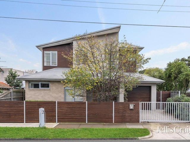 Designer Style, Exceptional Space & a Coveted Bayside Address