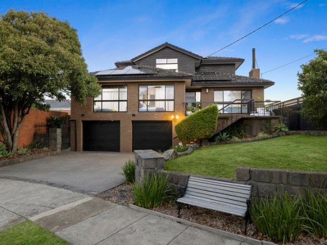 Designer Style. The Ultimate Lifestyle Upgrade. Double garage + Gym/Rumpus