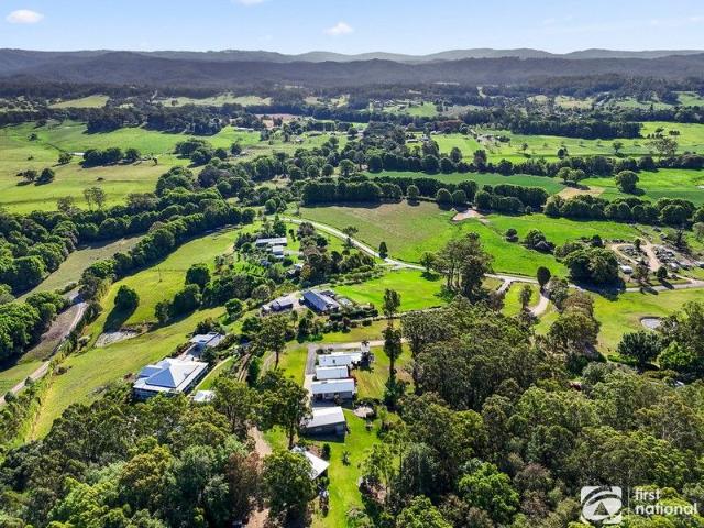 Desirable country residence