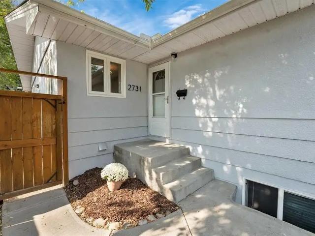 Desirable NW 2 Bedroom Suite