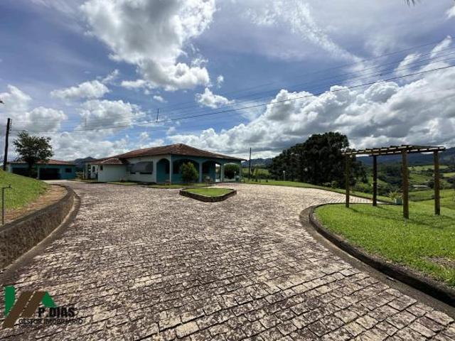 Deslumbrante Chácara em Socorro, Interior de São Paulo