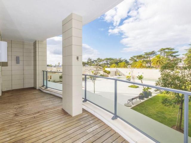 Deslumbrante apartamento de luxo localizado em Condomínio pr. 228m² Cascais e Estoril