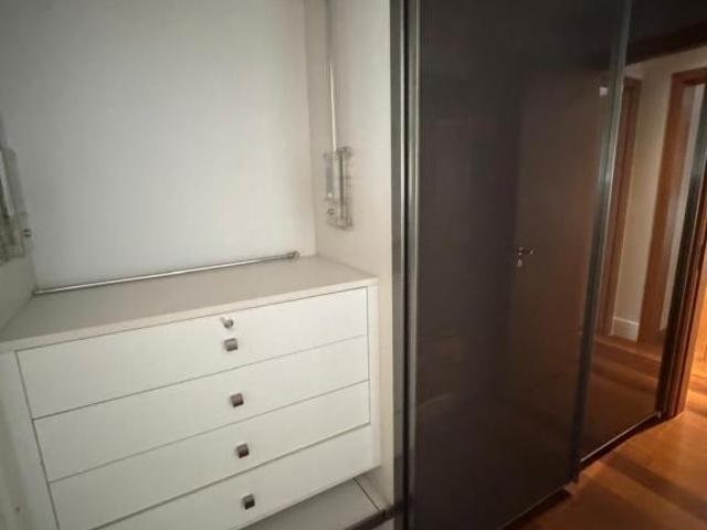Deslumbrante apartamento para venda em Vila Mariana com 3 quartos, sendo 3 suítes, 140m²
