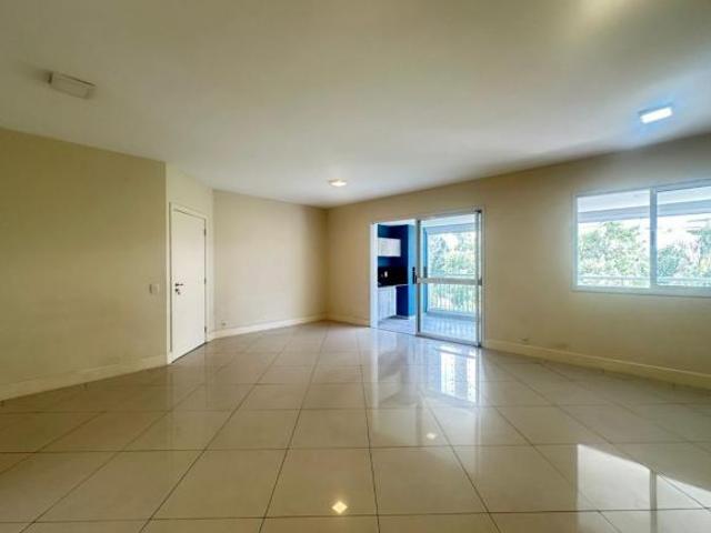Confortável apartamento para venda em Vila Andrade com 3 quartos, sendo 1 suíte, 127m² remaxares#G