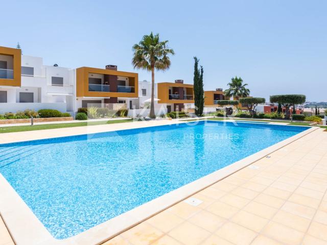 Deslumbrante e moderno apartamento, localizado num dos melho 204m² Albufeira e Olhos de Água