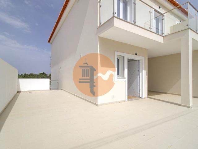 Deslumbrante moradia T3 nova a estrear com piscina, em Altur. 127m² Altura