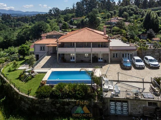 Deslumbrante Quinta de Pedra T4 com Piscina, Vista Rio e Pot. 487m² Gemieira