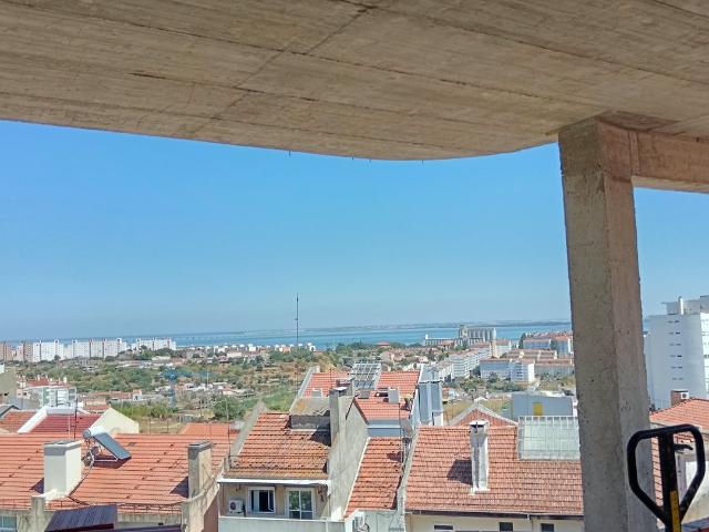 Deslumbrantes apartamentos novos de 2 quartos com vista para. 97m² Lisboa