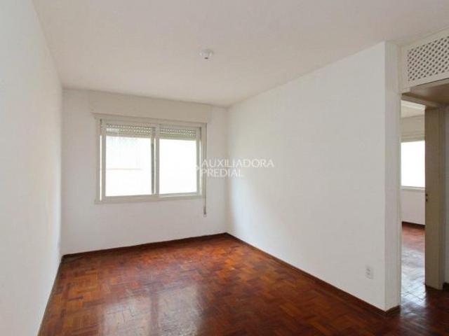 Desocupado Apartamento 2 dormitórios, 60m2priv, Lindóia, São Sebastião!