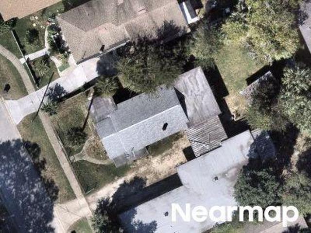 Desoto St