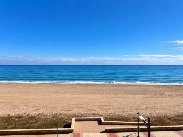 Despierta cada mañana frente al Mediterráneo