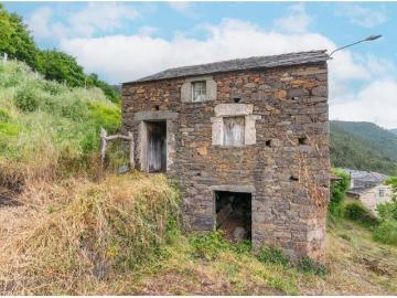 DESPIERTA EN UN LUGAR CON HISTORIA: ESCUELA TRADICIONAL ASTURIANA PARA REHABILITAR EN EL CORAZON DEL