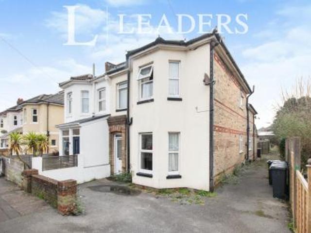Detached to rent in Gloucester Road, Bournemouth, Dorset, BH7 | Leaders
