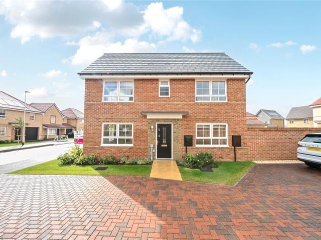 Detached to rent in Southwold Drive, Hampton Beach, Peterborough, Cambridgeshire, PE7 | Leaders