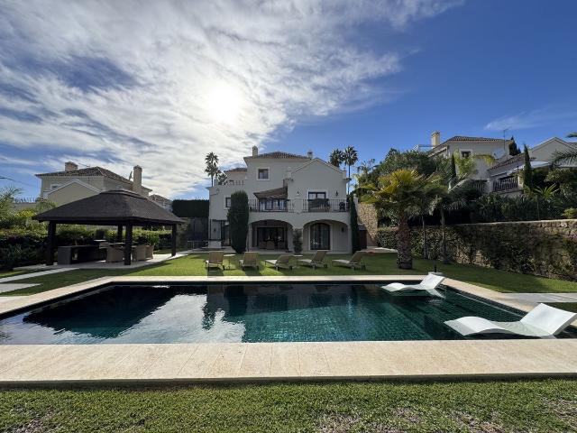 Detached Villa El Paraiso