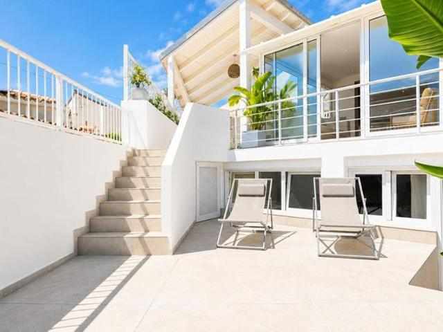 Detached Villa · Estepona