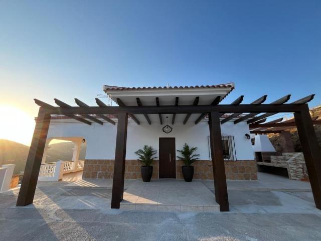 DETACHED VILLA FOR LONG TERM RENTAL SITUATED IN THE TORROX COUNTRYSIDE