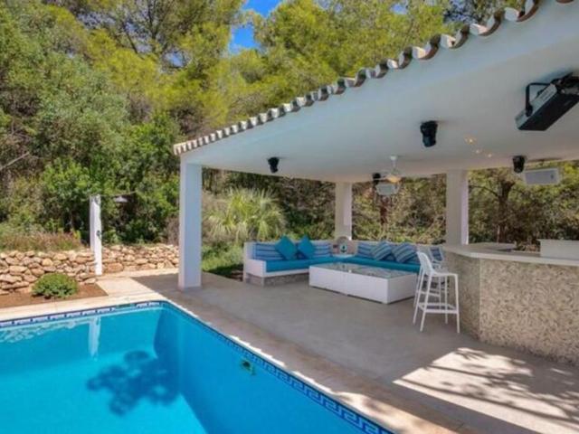 Detached Villa in The Golden Mile