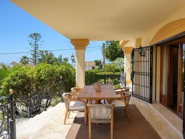 Detached Villa in Costabella
