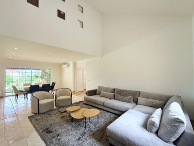 Detached Villa in El Paraiso