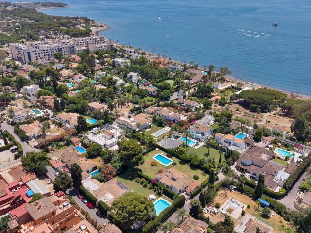 Detached Villa in Estepona