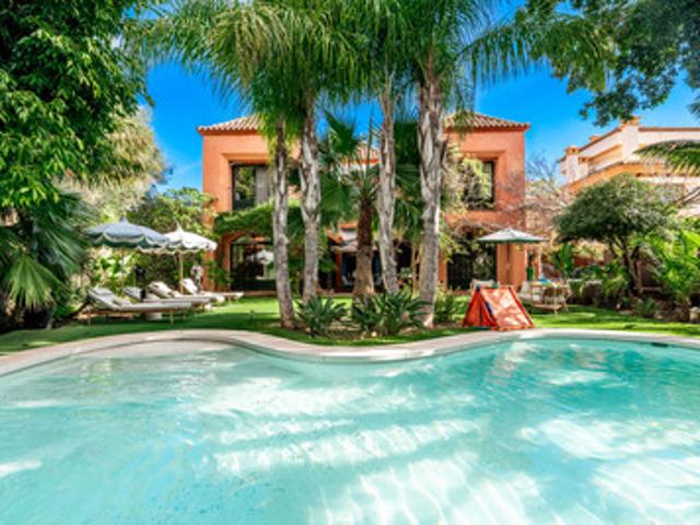 Detached Villa in Guadalmina Baja