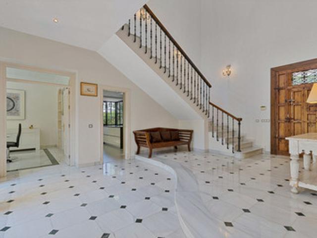 Detached Villa in Guadalmina Baja