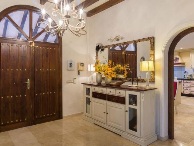 Detached Villa in Hacienda Las Chapas