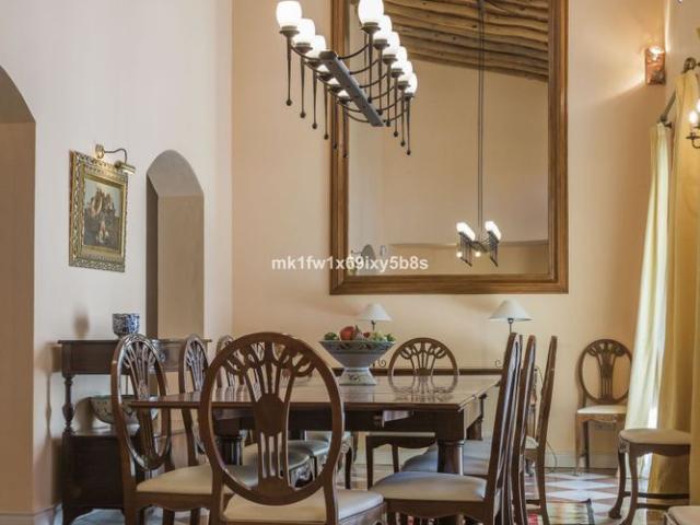 Detached Villa in Marbella