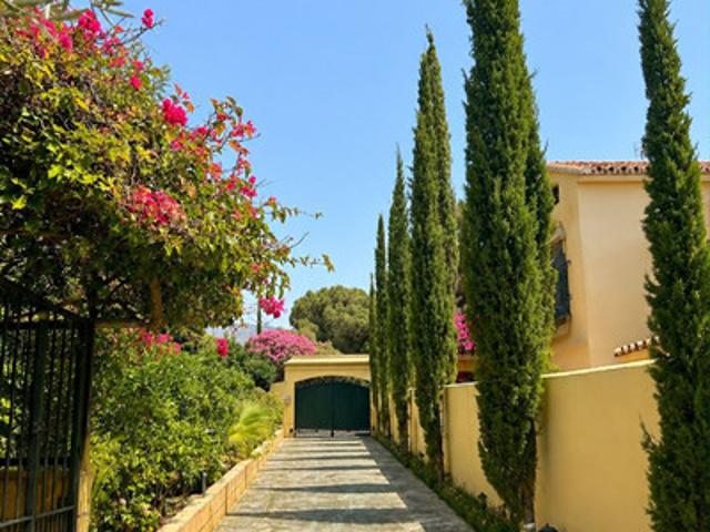 Detached Villa in Marbella