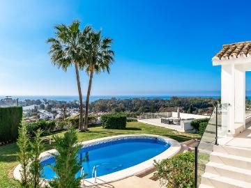 Detached Villa in Marbella