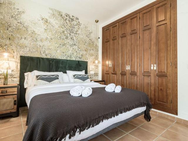 Detached Villa in New Golden Mile