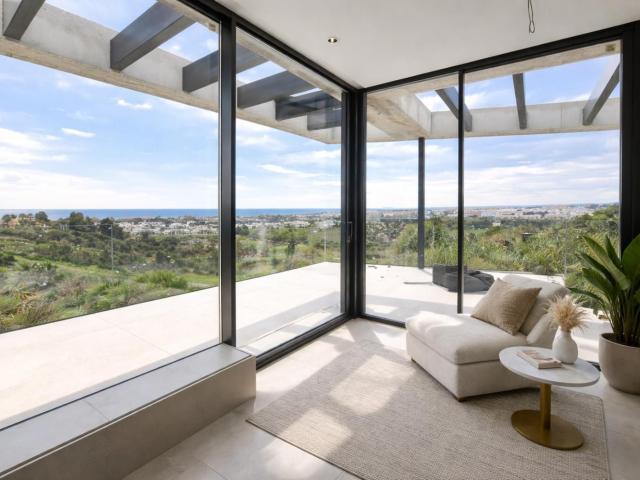 Detached Villa in Nueva Andalucía