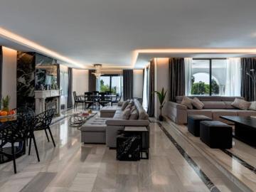 Detached Villa in Nueva Andalucía