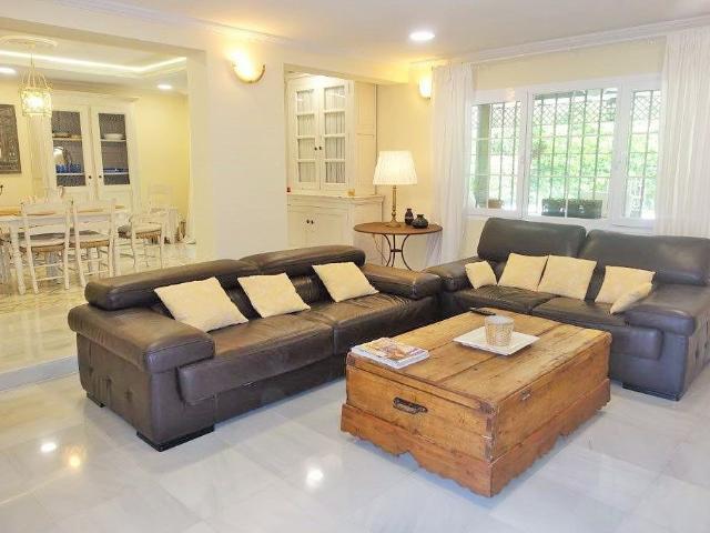 Detached Villa in Nueva Andalucía