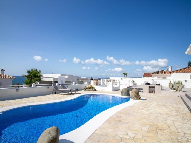 Detached Villa in Punta Chullera