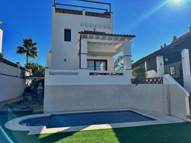 Detached Villa in Selwo