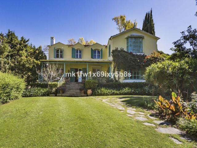Detached Villa · Marbella