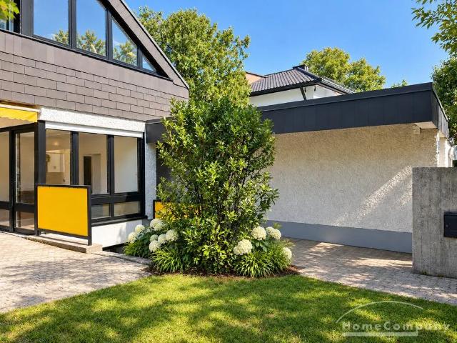Detached Architect Designed House with a large Private Garden
