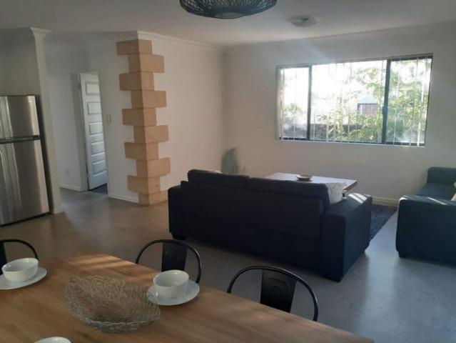 Detached granny flat for rent