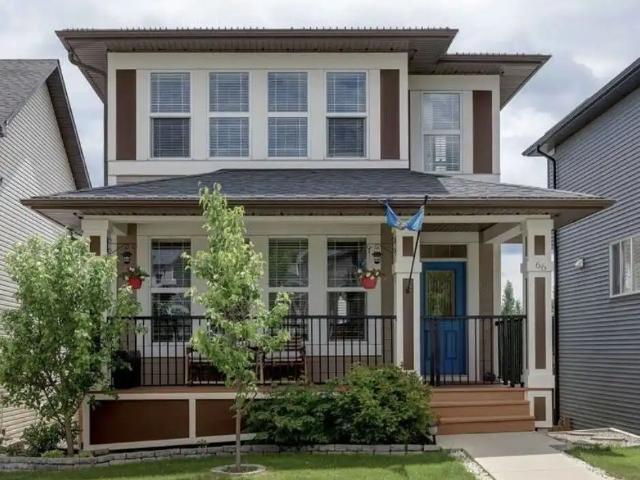 Detached Home | 3 Bed • 2.5 Bath | Heritage Hills — 3 Bedrooms House