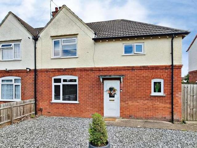 3 Bedroom Detached House