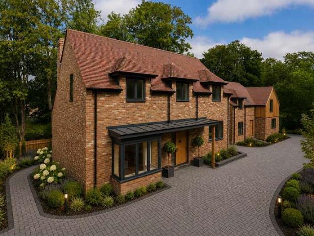 4 Bedroom Detached House