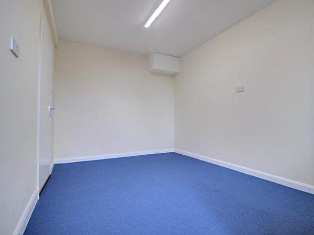 Detached House To Rent In Bramcote Avenue, Beeston, NG9